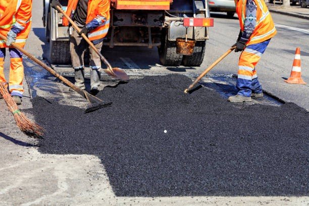Pentingnya Memilih Jasa Aspal Jalan dengan Garansi Resmi