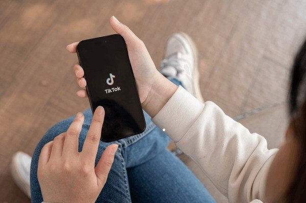 Cara Snaptik Menyediakan Video Berkualitas Tanpa Iklan Mengganggu